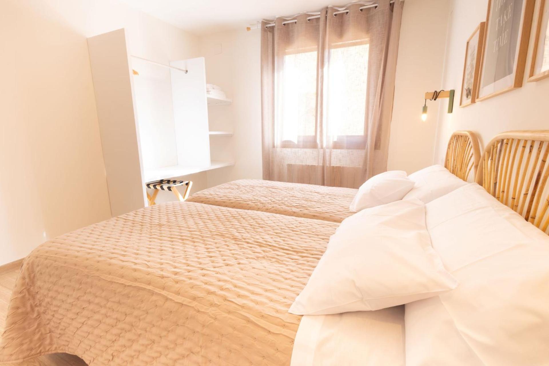 El Sueno Del Buho 3. Chimenea Y Terraza. Apartment Бесейте Екстериор снимка