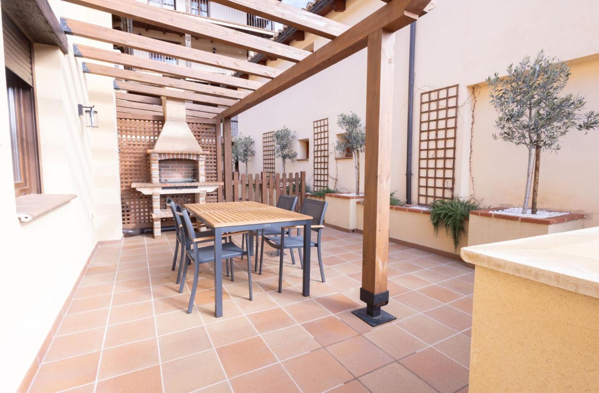El Sueno Del Buho 3. Chimenea Y Terraza. Apartment Бесейте Екстериор снимка